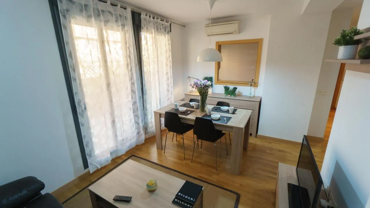 Rentalsevilla Coqueto Apartamento Con Terraza Privada Spain