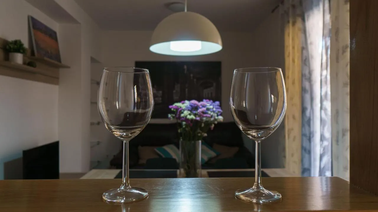 Rentalsevilla Coqueto Apartamento Con Terraza Privada