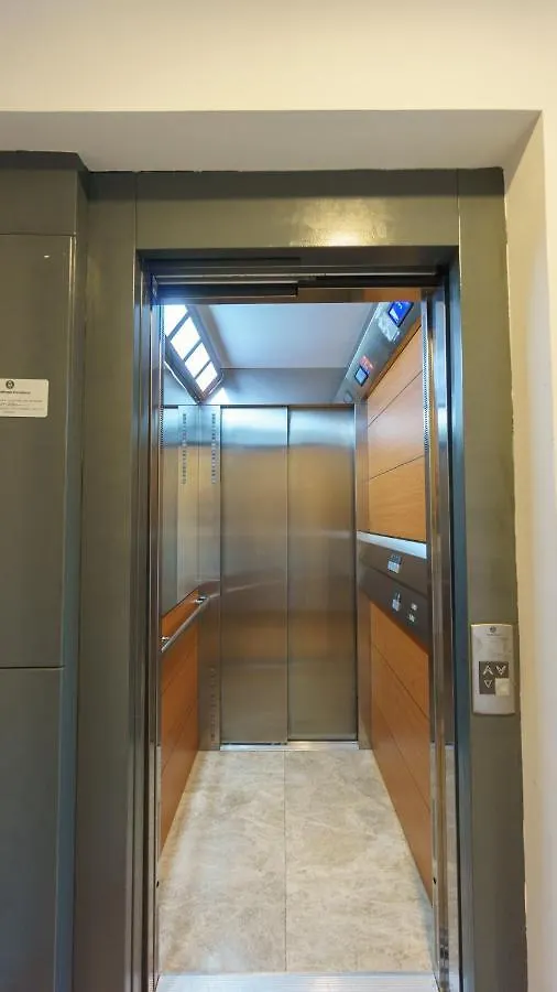 Rentalsevilla Coqueto Apartamento Con Terraza Privada Spain